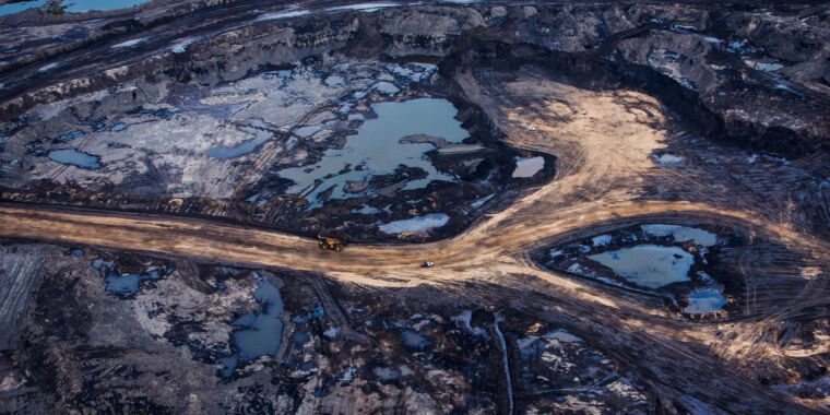 Air pollution from Canada’s tar sands is much worse than we thought