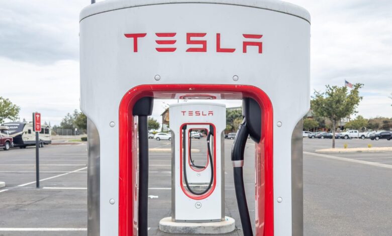 Tesla Charging Standard Sweeps Across EVs: Here’s When the Switch Will Happen