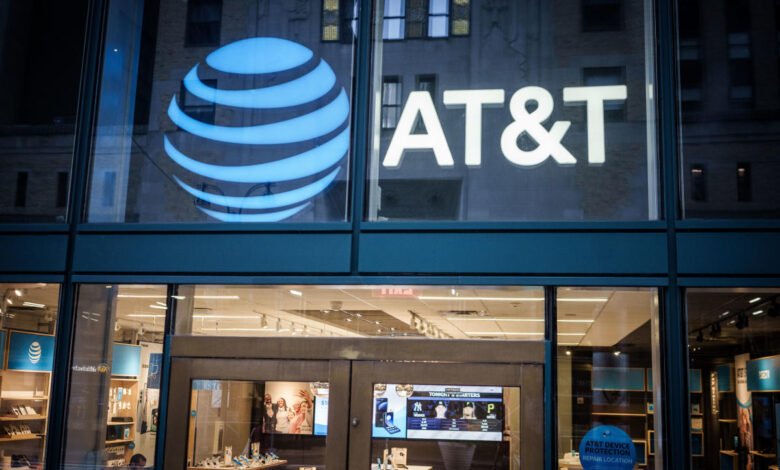 AT&T restores cellphone service after US outage affecting thousands of users