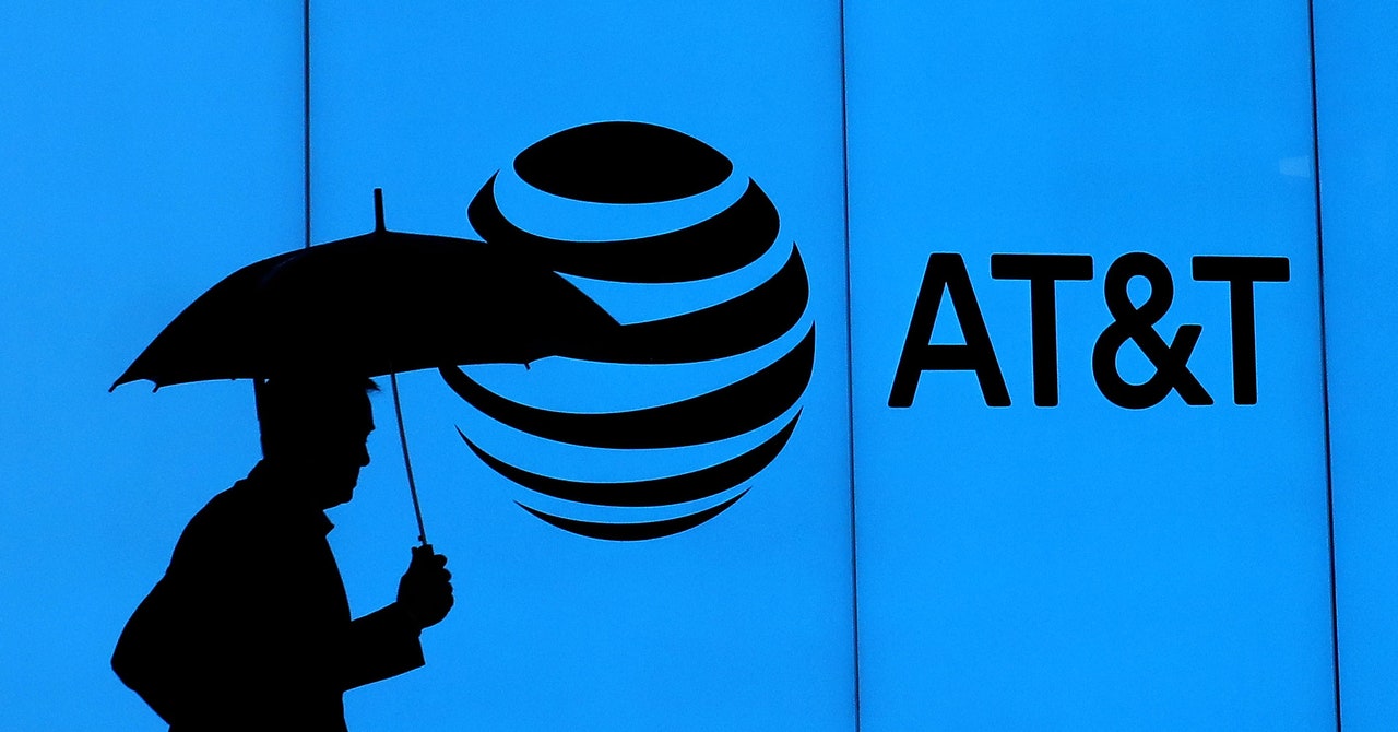 Landline Phone Owners Are Protesting AT&T’s Plans to Drop Service
