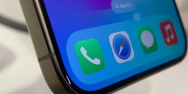 Apple disables iPhone web apps in EU, says it’s too hard to comply with rules