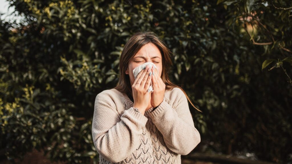 3 Clever Ways to Tackle Seasonal Allergies This Spring