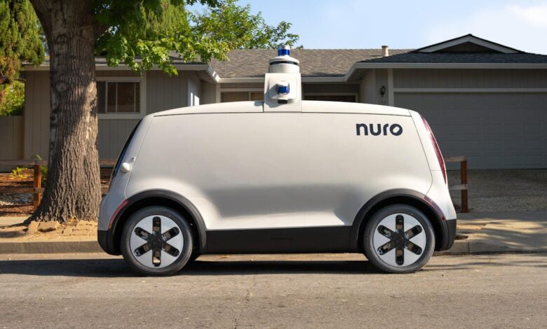 Nuro R3 EV Is an Adorable Self-Driving Snack Bar