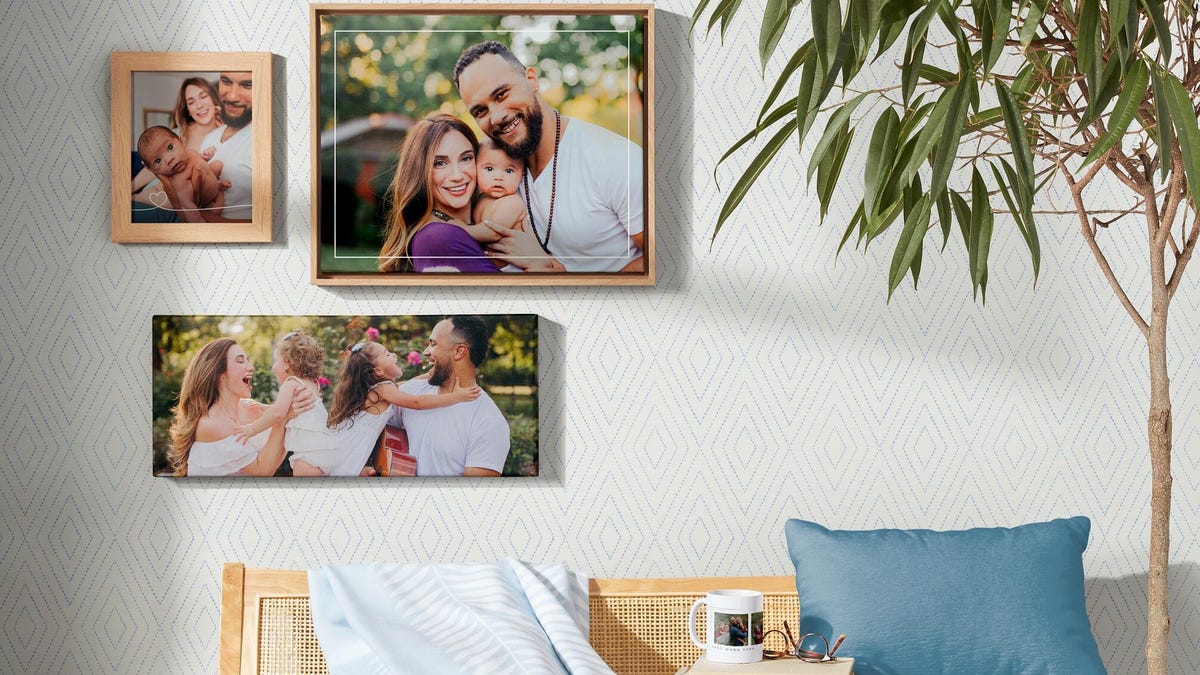 Save on Photo Gift Ideas for Every Occasion With Discounts From Mixbook, Shutterfly and More