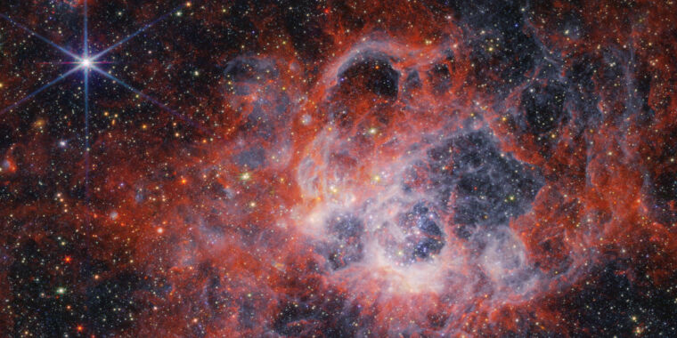 Daily Telescope: Gigantic new stars stir up a nebula