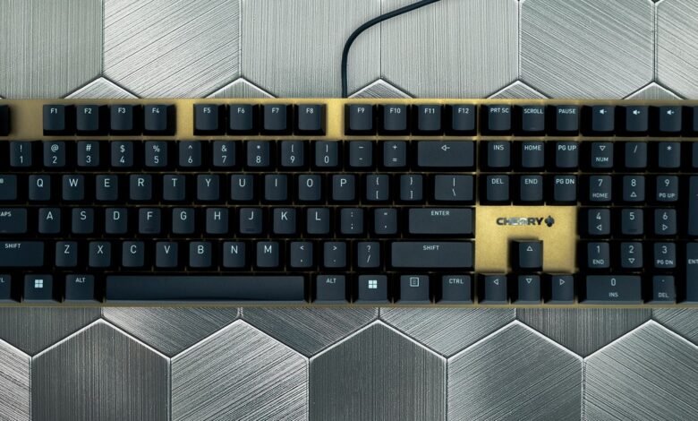 Cherry MX2A Review: A Revamped Classic