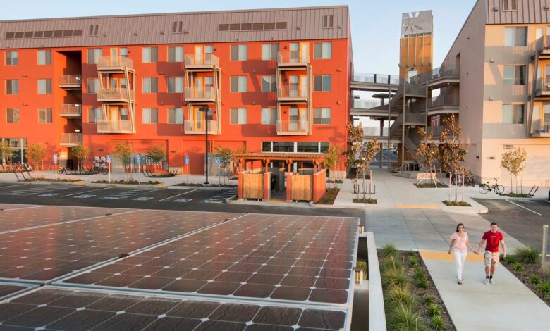 Community Solar: Access Solar Power Without Rooftop Panels