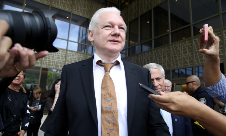 Julian Assange pleads guilty to espionage but defends himself in court