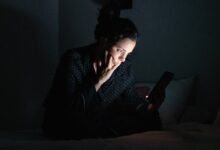 Smartphones May Affect Sleep—but Not Because of Blue Light