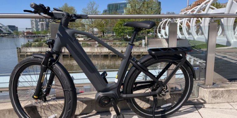 Gazelle Eclipse C380+ e-bike review: A smart, smooth ride at a halting price