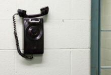 FCC closes “final loopholes” that keep prison phone prices exorbitantly high