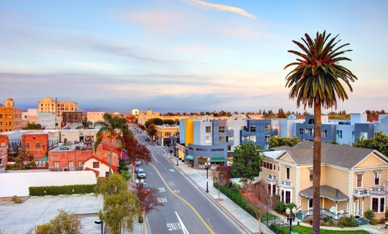 Best Internet Providers in Santa Ana, California Best Internet Providers in Santa Ana, California