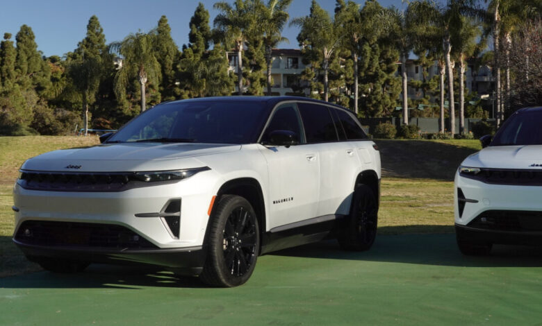 Jeep’s first battery EV is not what we expected: the 2024 Wagoneer S Jeep’s first battery EV is not what we expected: the 2024 Wagoneer S