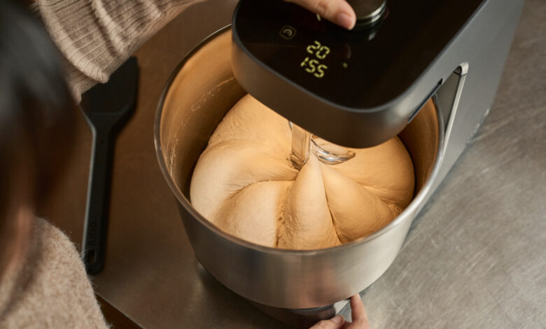 Ooni’s first departure from pizza ovens is a 9 spiral mixer Ooni’s first departure from pizza ovens is a 9 spiral mixer