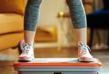 Can You Lose Weight and Gain Strength on a Vibration Plate? We Consulted Fitness Experts