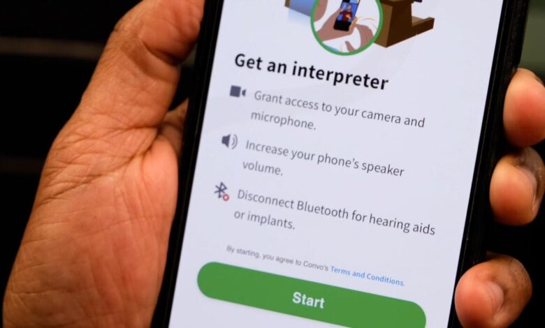 This App Connects Public Transit Riders to Live ASL Interpreters This App Connects Public Transit Riders to Live ASL Interpreters