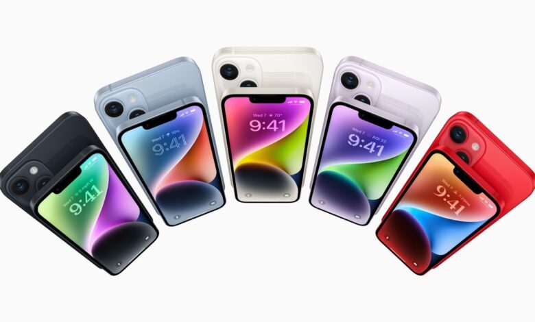 Report: iPhone SE could shed its 10-year-old design “as early as next week” Report: iPhone SE could shed its 10-year-old design “as early as next week”