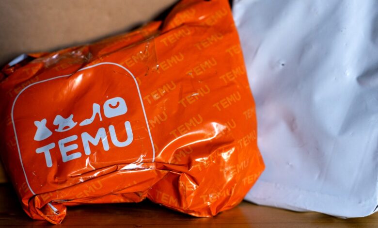 USPS Halts All Packages From China, Sending the Ecommerce Industry Into Chaos USPS Halts All Packages From China, Sending the Ecommerce Industry Into Chaos