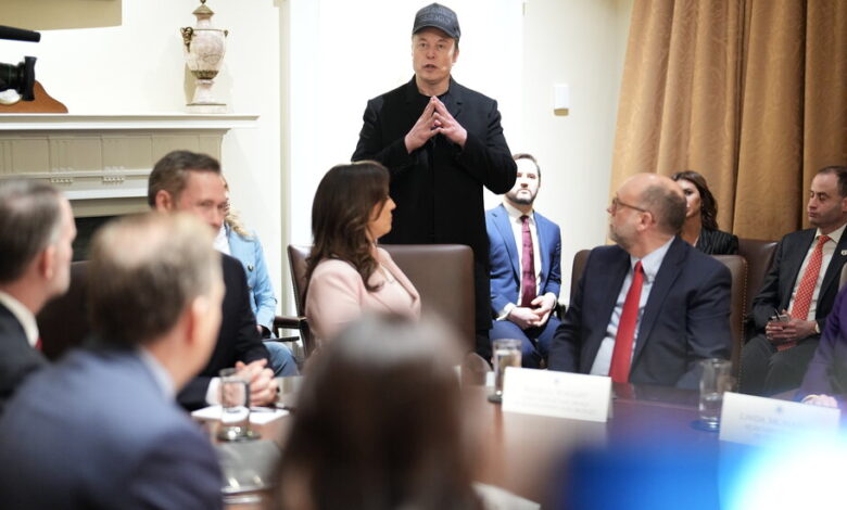 Elon Musk’s Starlink Expands Across White House Complex