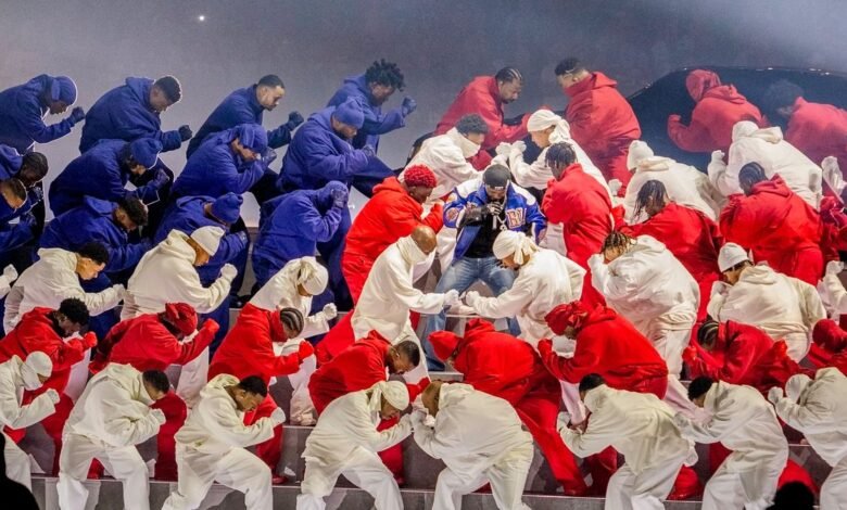Super Bowl Halftime Show Complaints Focused on Lack of DEI for White People Super Bowl Halftime Show Complaints Focused on Lack of DEI for White People