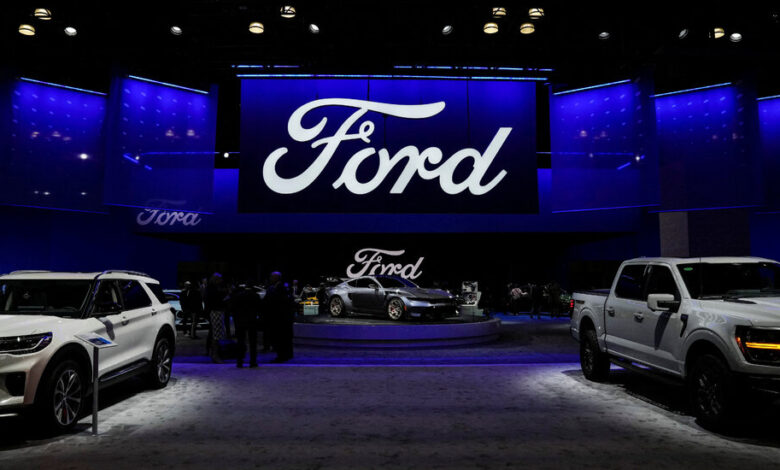Ford Offers Discounts on Cars and Trucks as Auto Tariffs Kick In Ford Offers Discounts on Cars and Trucks as Auto Tariffs Kick In