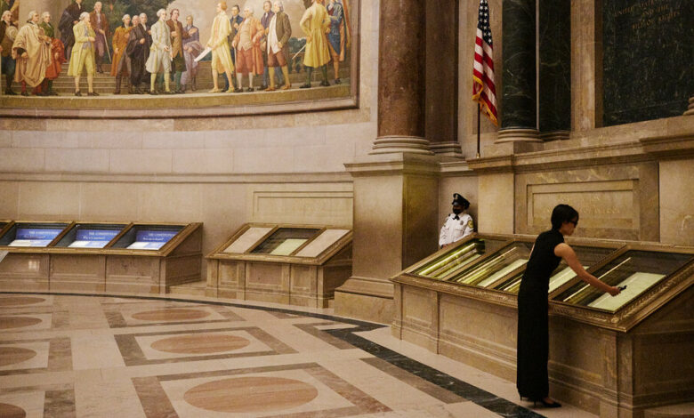 The White House Frames the Past by Erasing Parts of It The White House Frames the Past by Erasing Parts of It