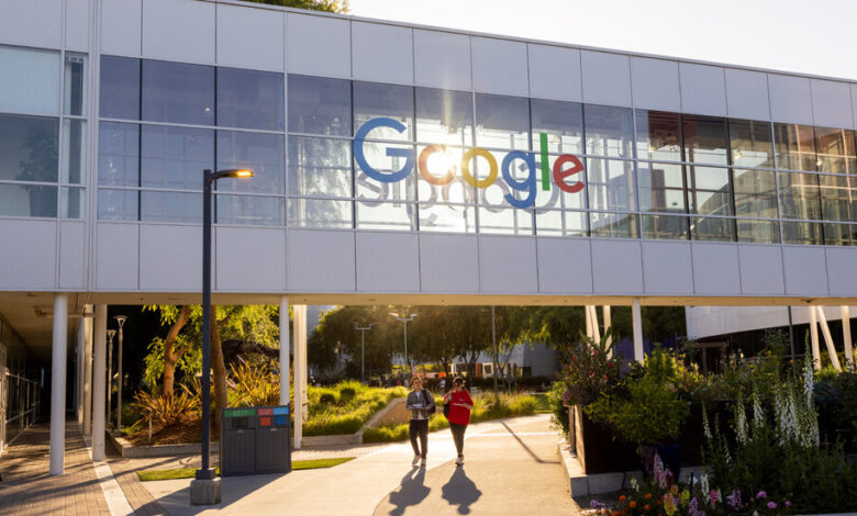 Justice Dept. Lawyers Say US Wants to Break Up Google’s Ad Technology Justice Dept. Lawyers Say US Wants to Break Up Google’s Ad Technology