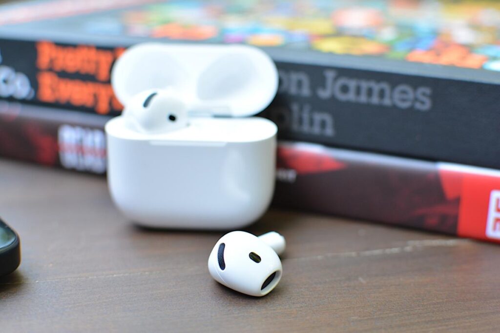 Apple’s AirPods 4 with ANC drop to 9 for Memorial Day