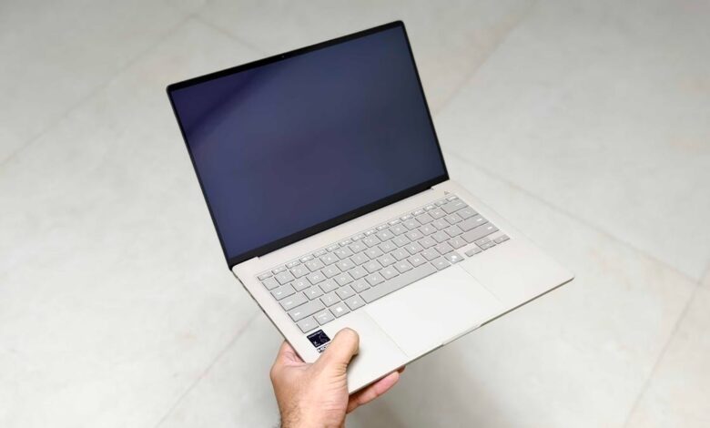 My Favorite Laptop Weighs Less Than a MacBook Air, and It’s on Sale for the First Time My Favorite Laptop Weighs Less Than a MacBook Air, and It’s on Sale for the First Time
