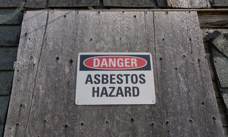 Trump’s EPA to “reconsider” ban on cancer-causing asbestos Trump’s EPA to “reconsider” ban on cancer-causing asbestos
