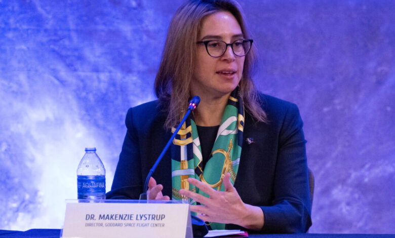 Nearly 3,000 people are leaving NASA, and this director is one of them Nearly 3,000 people are leaving NASA, and this director is one of them