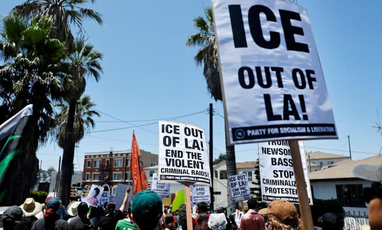 ICEBlock climbs to the top of the App Store charts after officials slam it ICEBlock climbs to the top of the App Store charts after officials slam it