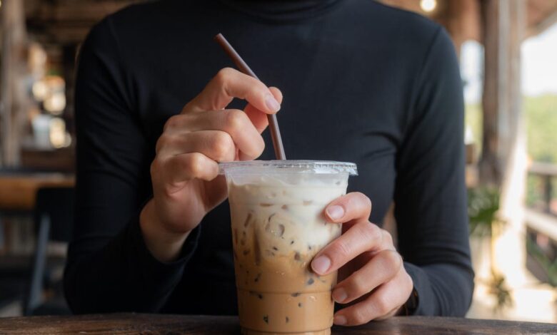 Americans Are Being Told to Stop Drinking Coffee in the Summer Heat. I Reached Out to Experts for the Tea Americans Are Being Told to Stop Drinking Coffee in the Summer Heat. I Reached Out to Experts for the Tea